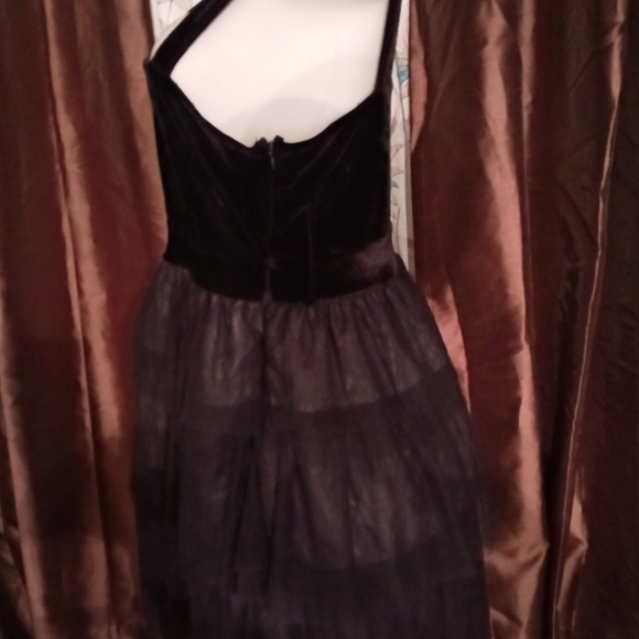 Dress - Picture 3 of 5